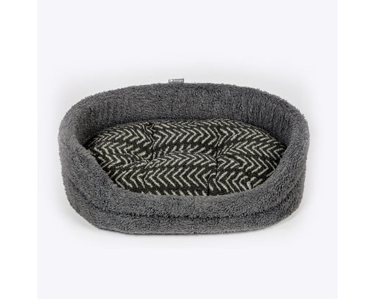 Danish Design Fleece Charcoal Arrows Slumber Bed