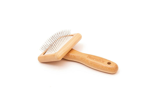  Norah's Bamboo Small Animal Slicker Brush