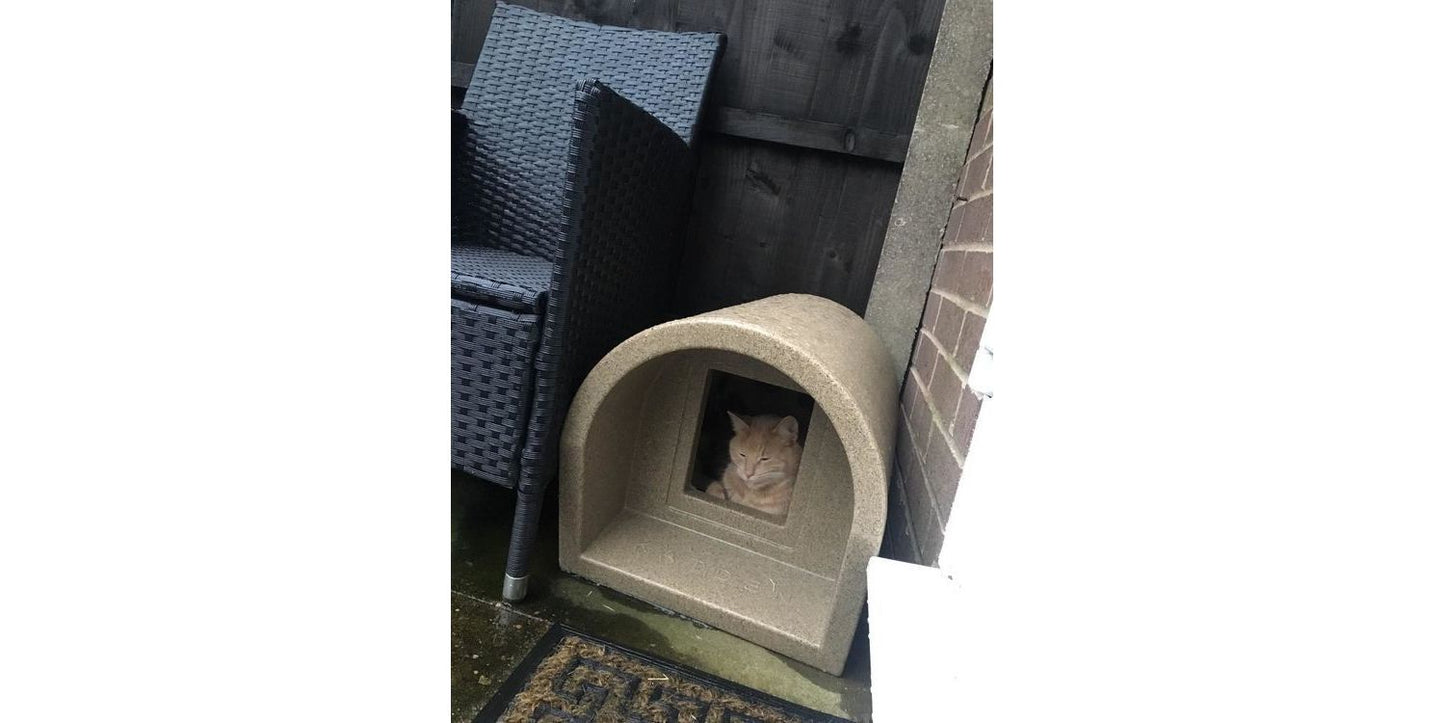  Mr Snugs KatDen Outdoor Cat Kennel/Shelter - Sandstone (Various Options)