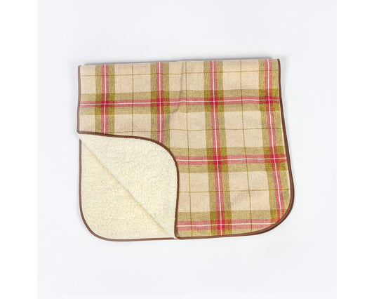  Danish Design Newton Moss Cream & Red Throw Pet Bed